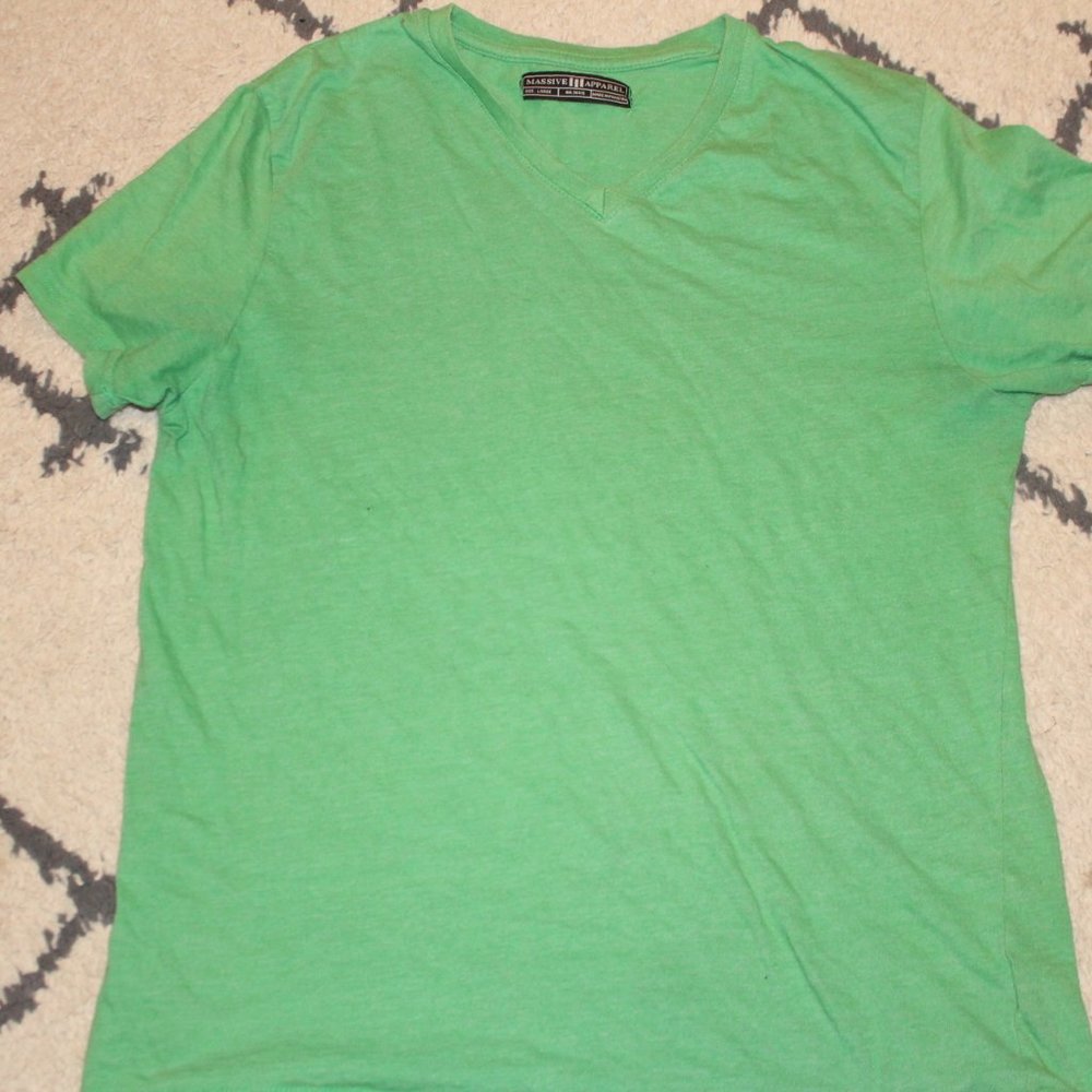 Massive Apparel T-shirt